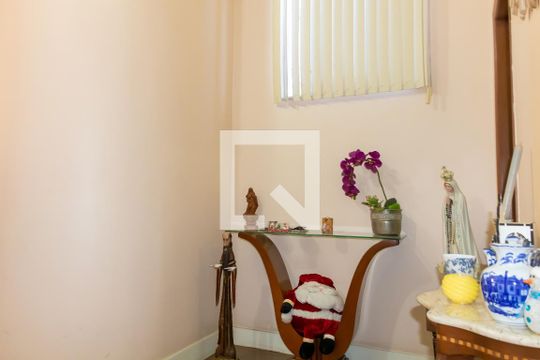 Hall de entrada de casa à venda com 4 quartos, 300m² em Todos Os Santos, Rio de Janeiro
