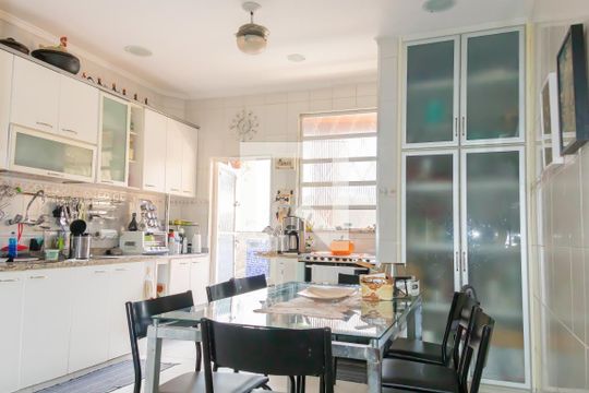 Cozinha de casa à venda com 4 quartos, 300m² em Todos Os Santos, Rio de Janeiro