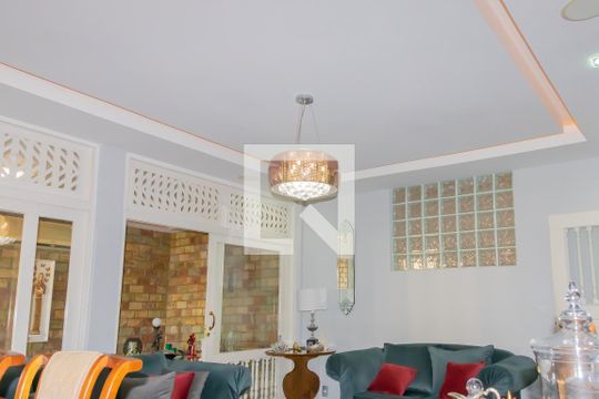 Sala de casa à venda com 4 quartos, 300m² em Todos Os Santos, Rio de Janeiro