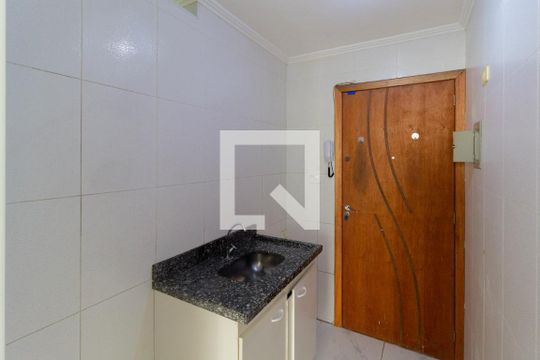 Cozinha de kitnet/studio à venda com 1 quarto, 30m² em Liberdade, São Paulo