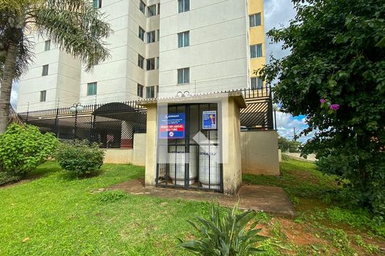 Fachada de apartamento para alugar com 3 quartos, 66m² em Samambaia Norte (samambaia), Brasília