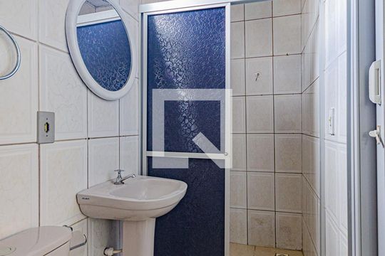 Banheiro de apartamento para alugar com 1 quarto, 32m² em Cidade Nova, Salvador