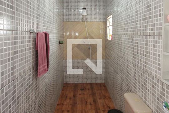 Banheiro  de casa à venda com 2 quartos, 120m² em Jardim Sapopemba, São Paulo