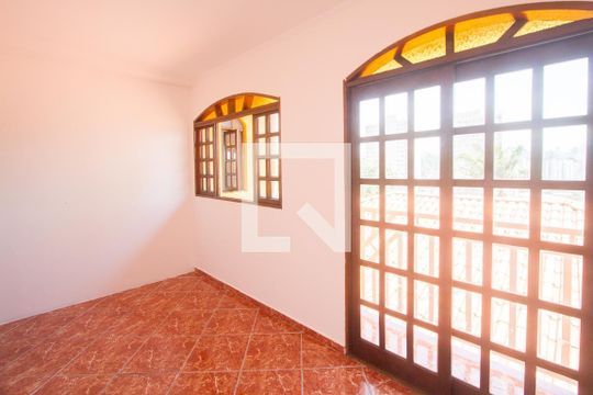 Quarto 1 de casa para alugar com 2 quartos, 110m² em Vila das Belezas, São Paulo