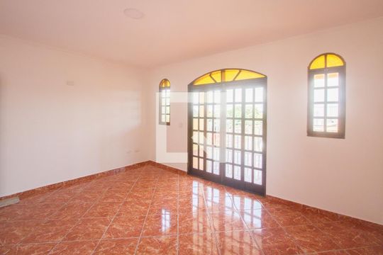 Quarto 2 de casa para alugar com 2 quartos, 110m² em Vila das Belezas, São Paulo