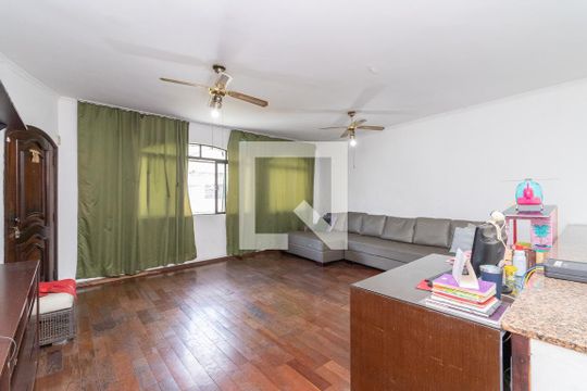 Sala de casa à venda com 4 quartos, 330m² em Vila Buenos Aires, São Paulo