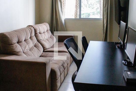 Sala de apartamento para alugar com 1 quarto, 39m² em Parque Munhoz, São Paulo