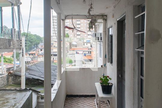 Entrada casa 1 de casa à venda com 5 quartos, 130m² em Vila Santa Maria, São Paulo