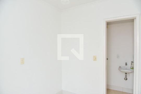 Quarto de Serviço de apartamento para alugar com 3 quartos, 107m² em Boa Vista, Porto Alegre