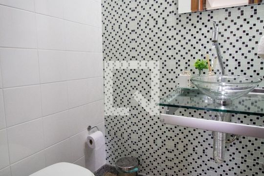Lavabo de apartamento para alugar com 3 quartos, 265m² em Recreio dos Bandeirantes, Rio de Janeiro
