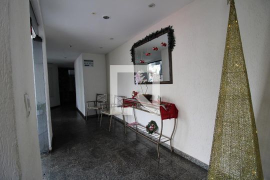 Hall de Entrada de apartamento para alugar com 2 quartos, 98m² em Freguesia (jacarepaguá), Rio de Janeiro