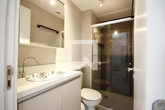 Banheiro de apartamento à venda com 2 quartos, 59m² em Cambuci, São Paulo
