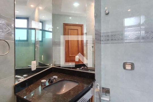 Banheiro Quarto 1 - Suíte de apartamento para alugar com 4 quartos, 260m² em Portuguesa, Rio de Janeiro