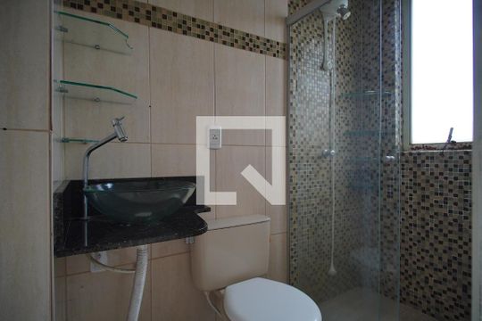 Banheiro da Suíte de apartamento à venda com 3 quartos, 100m² em Vila Rosa, Novo Hamburgo
