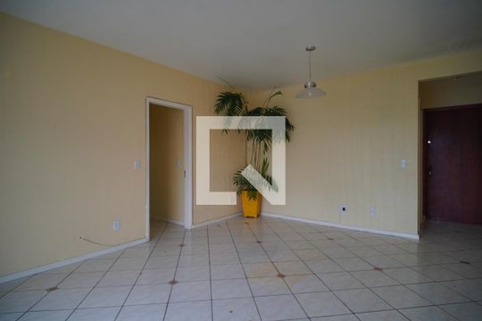 Sala de apartamento à venda com 3 quartos, 100m² em Vila Rosa, Novo Hamburgo