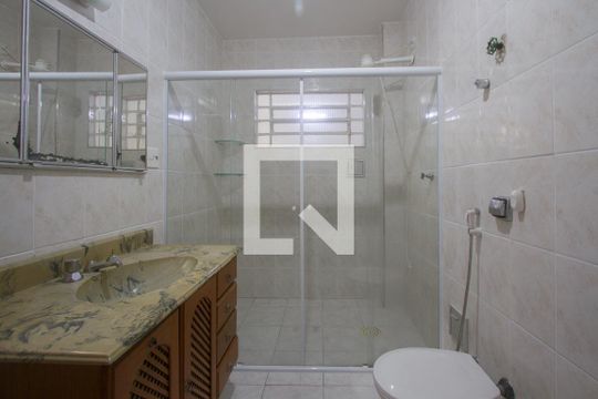 Banheiro de apartamento à venda com 2 quartos, 102m² em Santo Amaro, São Paulo