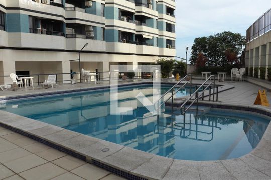 Área comum - Piscina de apartamento para alugar com 1 quarto, 55m² em Barra, Salvador