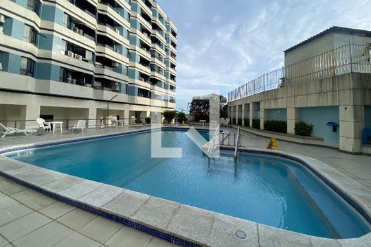 Área comum - Piscina de apartamento para alugar com 1 quarto, 55m² em Barra, Salvador
