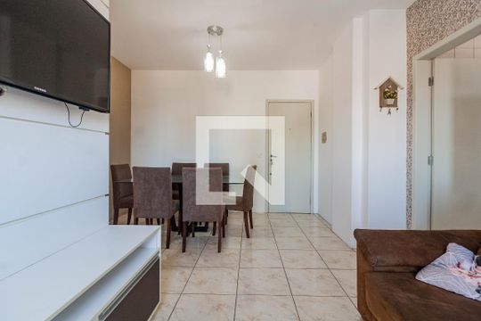 Sala de apartamento para alugar com 2 quartos, 79m² em Campinas, São José