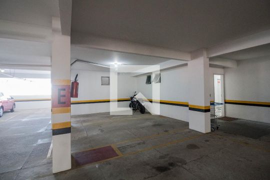 Área comum de apartamento para alugar com 2 quartos, 79m² em Campinas, São José