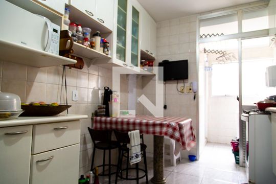 Cozinha de apartamento para alugar com 2 quartos, 201m² em Vila Monte Alegre, São Paulo