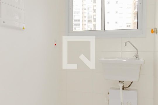 Área de Serviço de apartamento para alugar com 2 quartos, 58m² em Picanço, Guarulhos