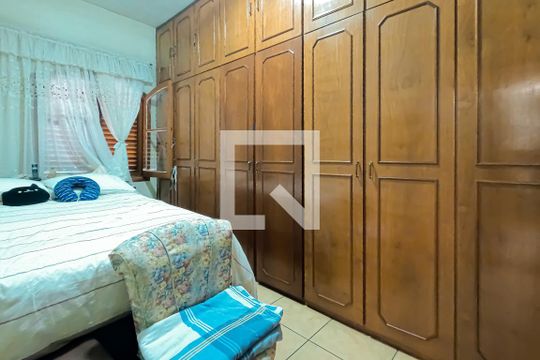 Quarto 1 de casa à venda com 4 quartos, 180m² em Vila Rosália, Guarulhos