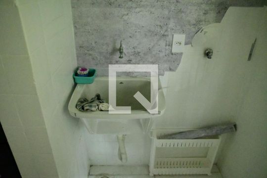 Área de Serviço de apartamento para alugar com 2 quartos, 55m² em Jardim Caiapiá, Cotia