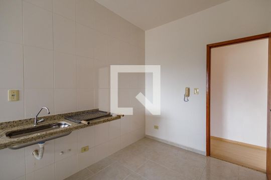 Cozinha de apartamento para alugar com 2 quartos, 75m² em Jardim Maria Augusta, Taubaté