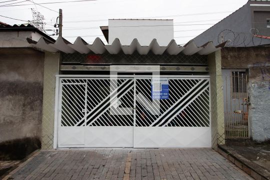 Fachada de casa à venda com 3 quartos, 180m² em Jardim São Carlos (zona Leste), São Paulo