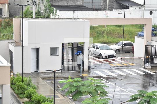 Vista do Banheiro de apartamento para alugar com 2 quartos, 43m² em Campo Grande, Rio de Janeiro