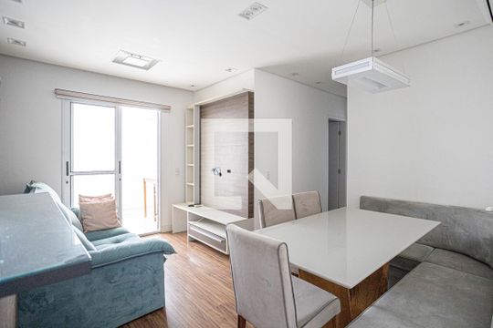 Sala de apartamento para alugar com 2 quartos, 62m² em Presidente Altino, Osasco