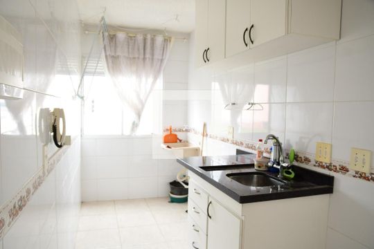 Cozinha e Área de Serviço de apartamento para alugar com 2 quartos, 62m² em Jardim Ísis, Cotia