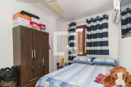 Quarto de apartamento à venda com 1 quarto, 107m² em Santana, Porto Alegre
