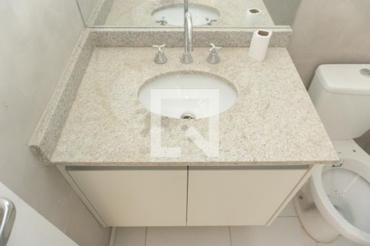 Banheiro de apartamento à venda com 1 quarto, 23m² em Consolação, São Paulo