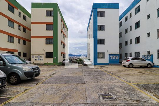 Estacionamento  de apartamento para alugar com 2 quartos, 45m² em Santa Cruz, Belo Horizonte