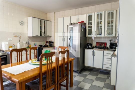 Cozinha de apartamento para alugar com 3 quartos, 160m² em Vila Parque Jabaquara, São Paulo