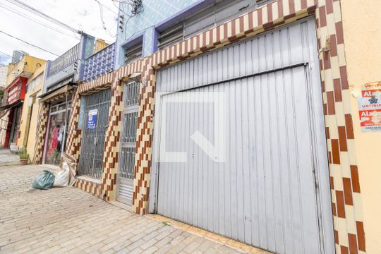 Fachada de casa para alugar com 1 quarto, 36m² em Vila Regente Feijó, São Paulo