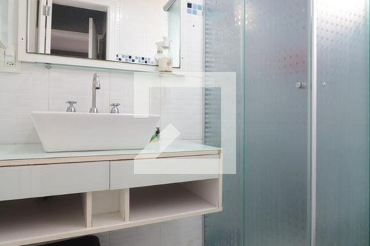 Banheiro da Suíte de apartamento para alugar com 2 quartos, 64m² em Mooca, São Paulo