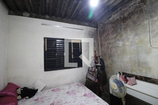 Quarto 1 de casa para alugar com 2 quartos, 50m² em Vila Sao Pedro, São Paulo