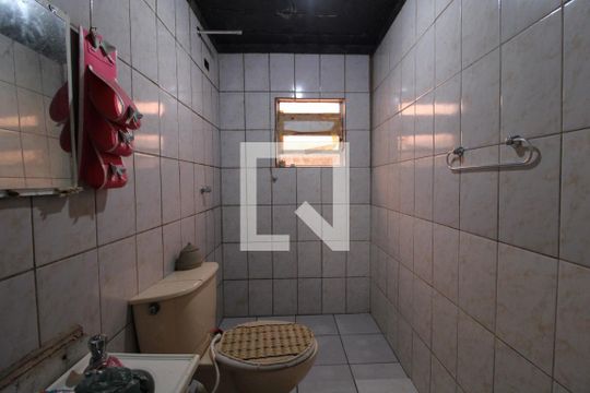 Banheiro 1 de casa para alugar com 2 quartos, 50m² em Vila Sao Pedro, São Paulo