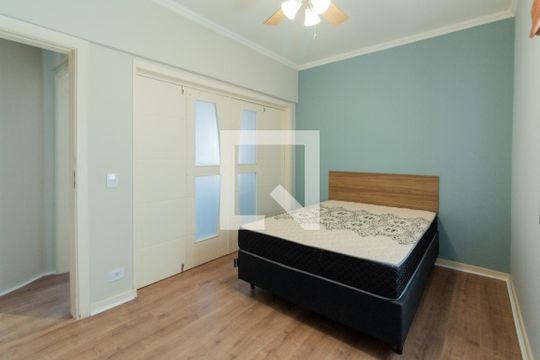 Quarto 1 de apartamento à venda com 2 quartos, 70m² em Pinheiros, São Paulo