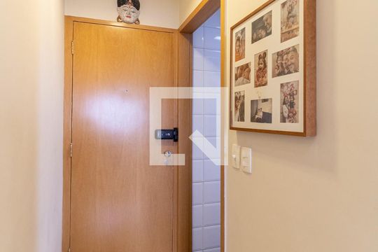 Entrada de apartamento à venda com 2 quartos, 48m² em Vila Santa Teresa (zona Sul), São Paulo