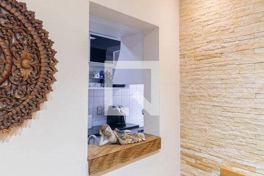 Cozinha de apartamento à venda com 2 quartos, 48m² em Vila Santa Teresa (zona Sul), São Paulo