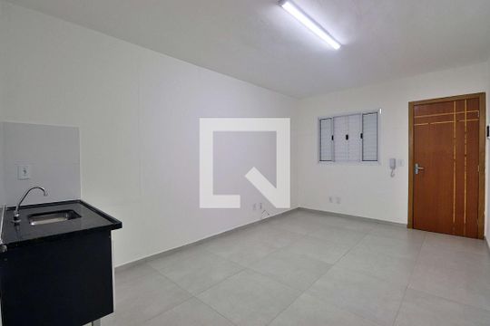 Quarto/Cozinha de kitnet/studio para alugar com 1 quarto, 36m² em Vila Palmares, Santo André