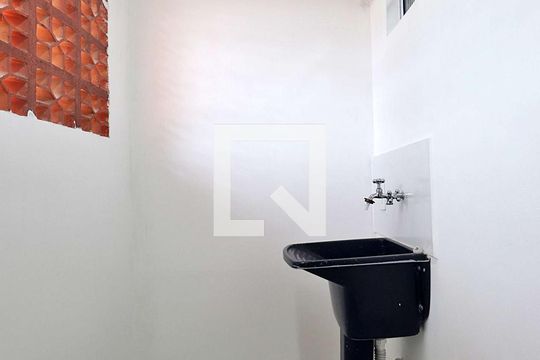 Área de Serviço de kitnet/studio para alugar com 1 quarto, 36m² em Vila Palmares, Santo André