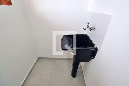 Área de Serviço de kitnet/studio para alugar com 1 quarto, 36m² em Vila Palmares, Santo André