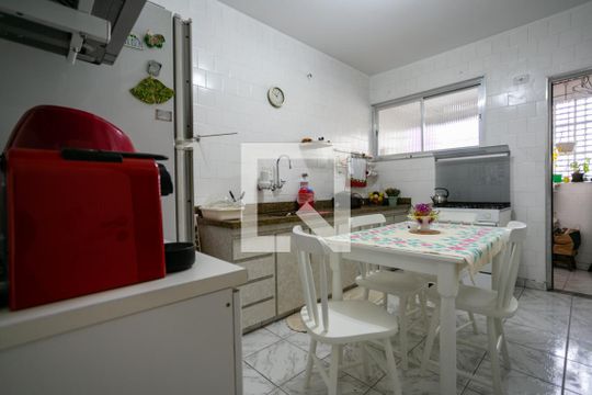 Cozinha de apartamento à venda com 2 quartos, 87m² em Santana, São Paulo
