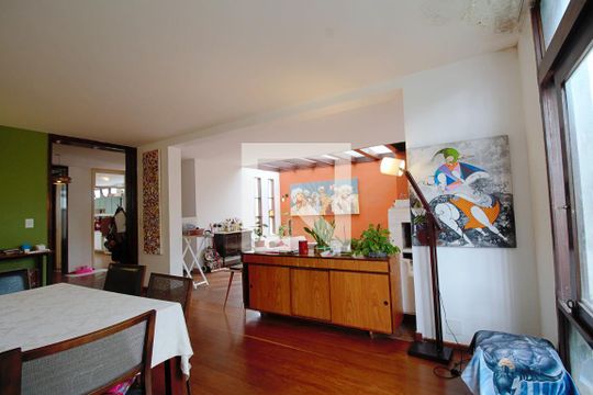 Sala de Jantar de casa à venda com 3 quartos, 330m² em Vila Progredior, São Paulo
