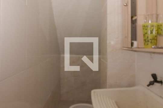 lavabo de casa à venda com 3 quartos, 140m² em Vila Ipiranga, Porto Alegre
